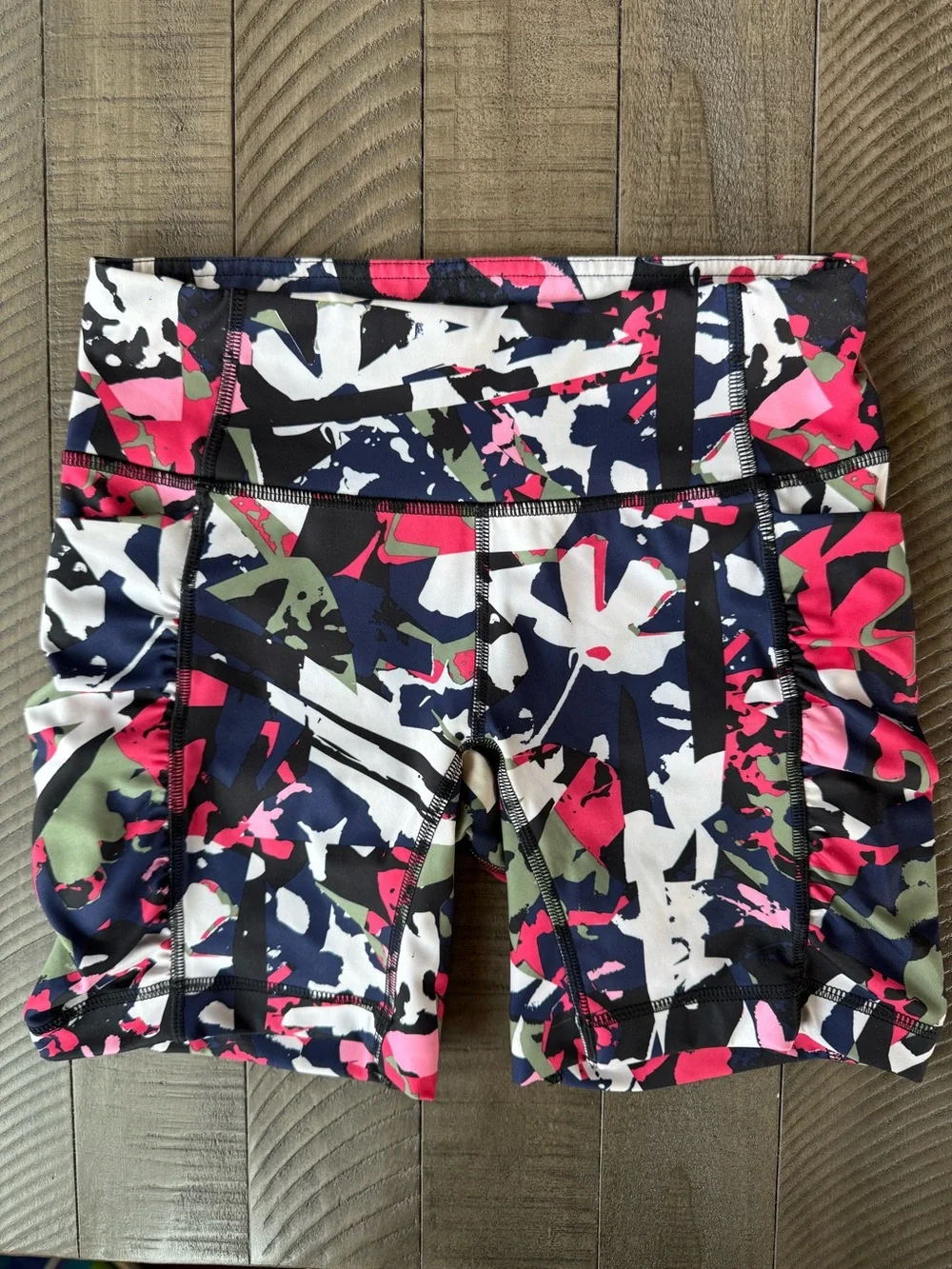 Lululemon Speed Track Shorts - Pop Cut Boom Juice Multi Women’s Size 4